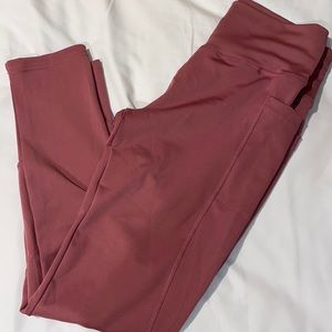 Women’s light purple leggings